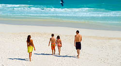 Lifestyle - Beach, Family, Walking